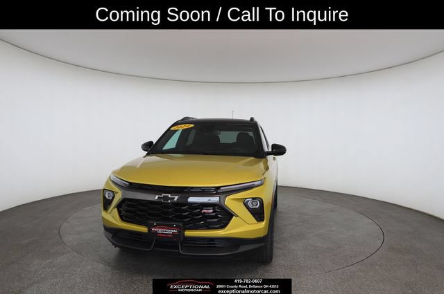 Used 2024 Chevrolet TrailBlazer RS w/ Convenience Package AWD/4WD image 3