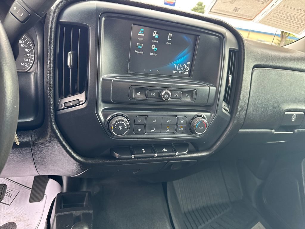 Used 2018 Chevrolet Silverado 1500 W/T w/ Trailering Package AWD/4WD image 17