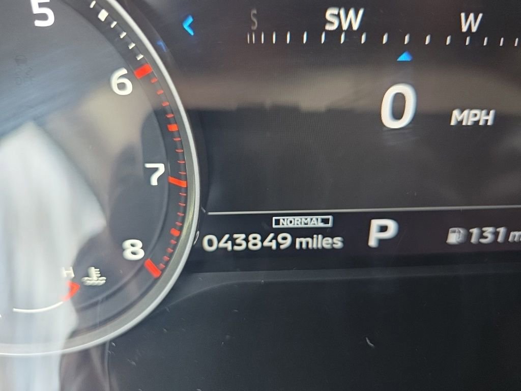 Used 2024 Mitsubishi Outlander SE image 25