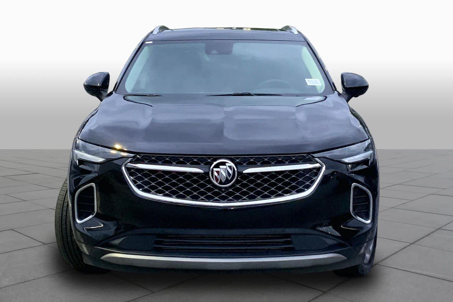 Used 2022 Buick Envision Avenir w/ Technology Package II FWD image 6
