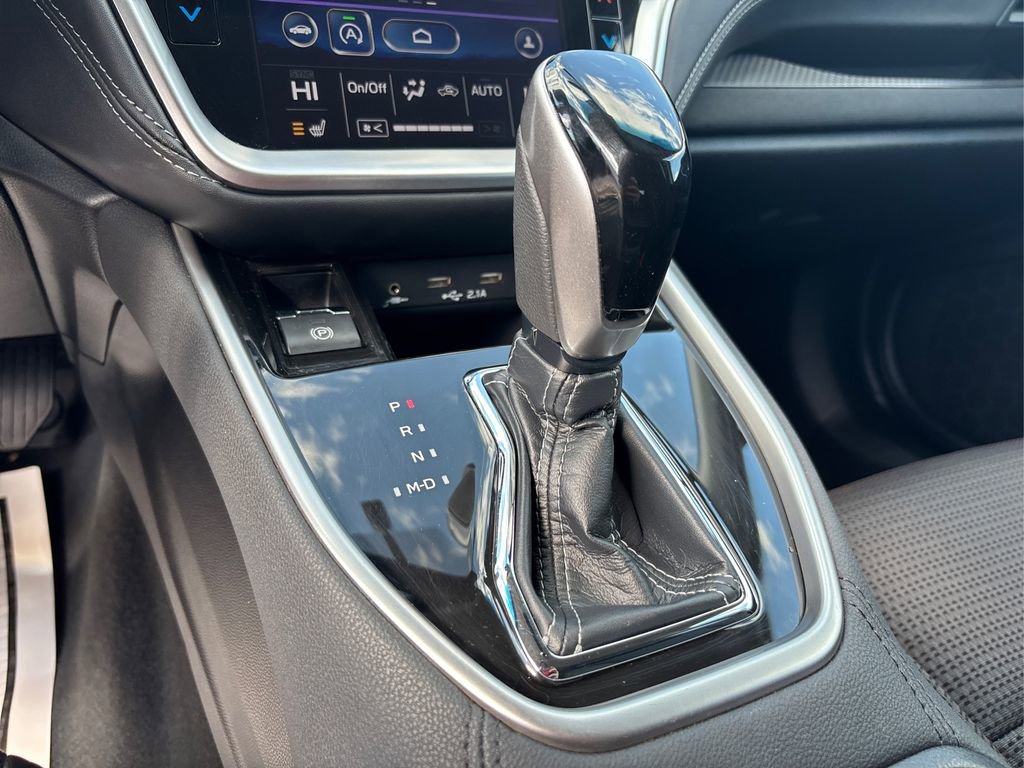 Used 2022 Subaru Outback Premium image 34