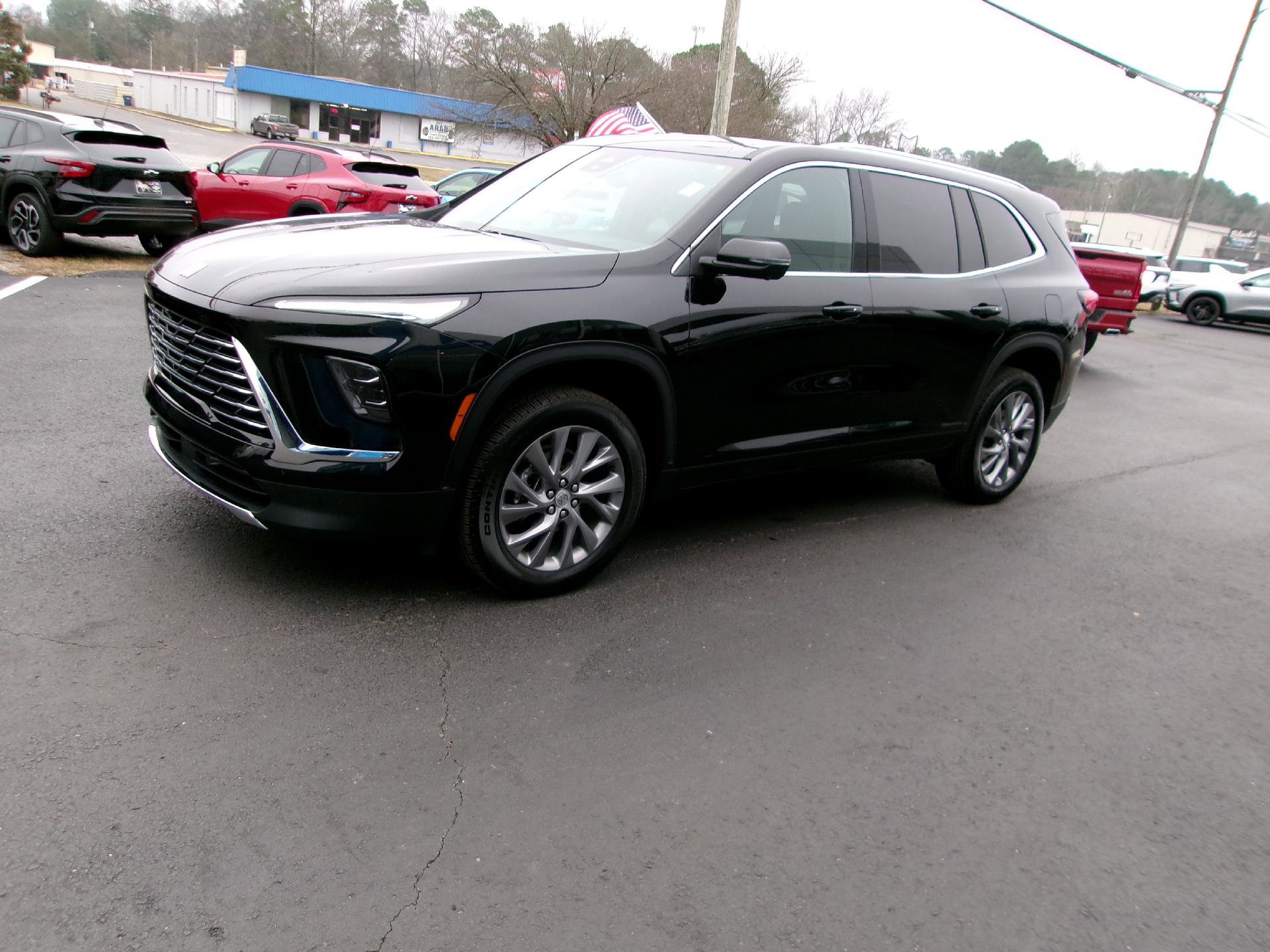 Used 2025 Buick Enclave Preferred image 7