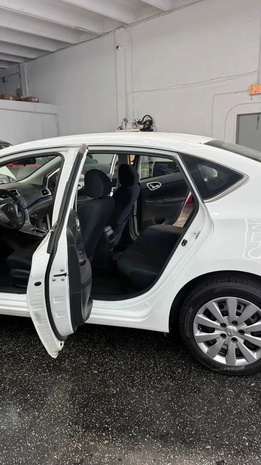 Used 2014 Nissan Sentra S FWD image 16