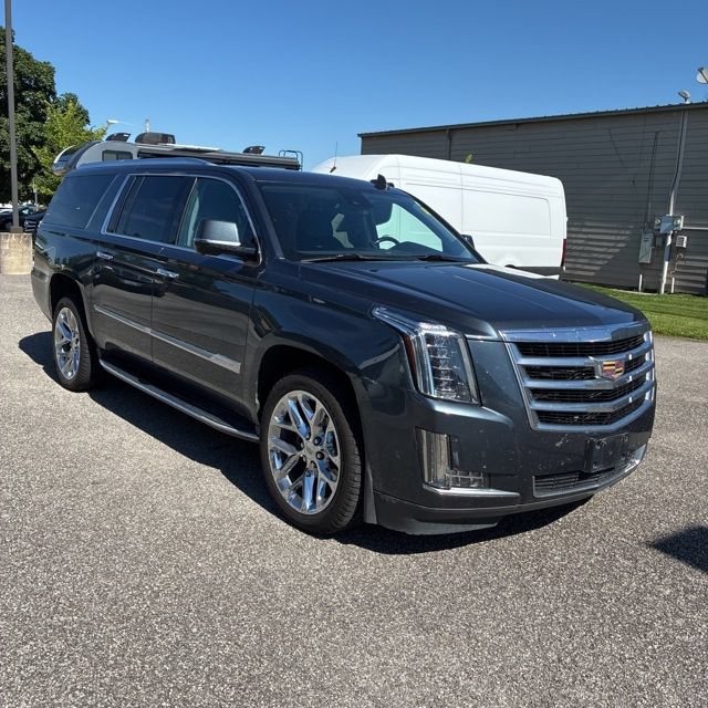 Used 2019 Cadillac Escalade ESV Luxury AWD/4WD image 1