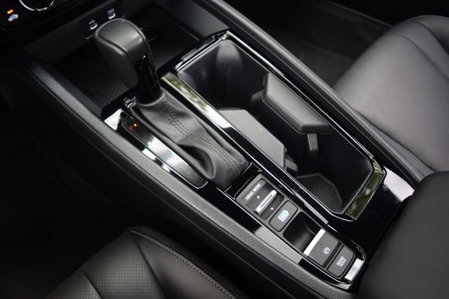 Used 2023 Honda Accord Sport image 11