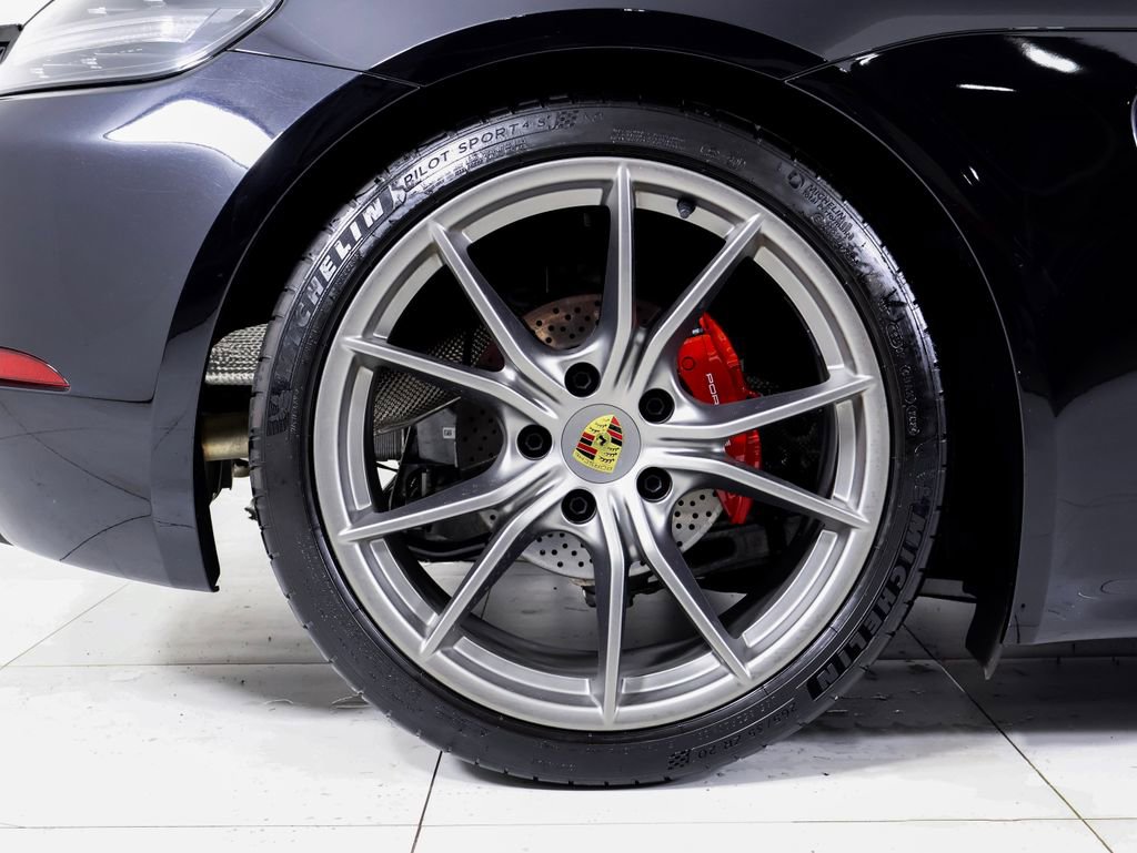 Certified 2025 Porsche 718 Cayman S RWD image 27