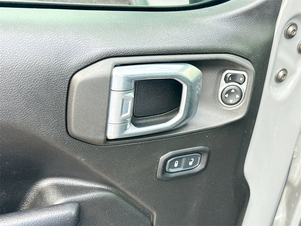 Used 2021 Jeep Wrangler Unlimited Sport image 18