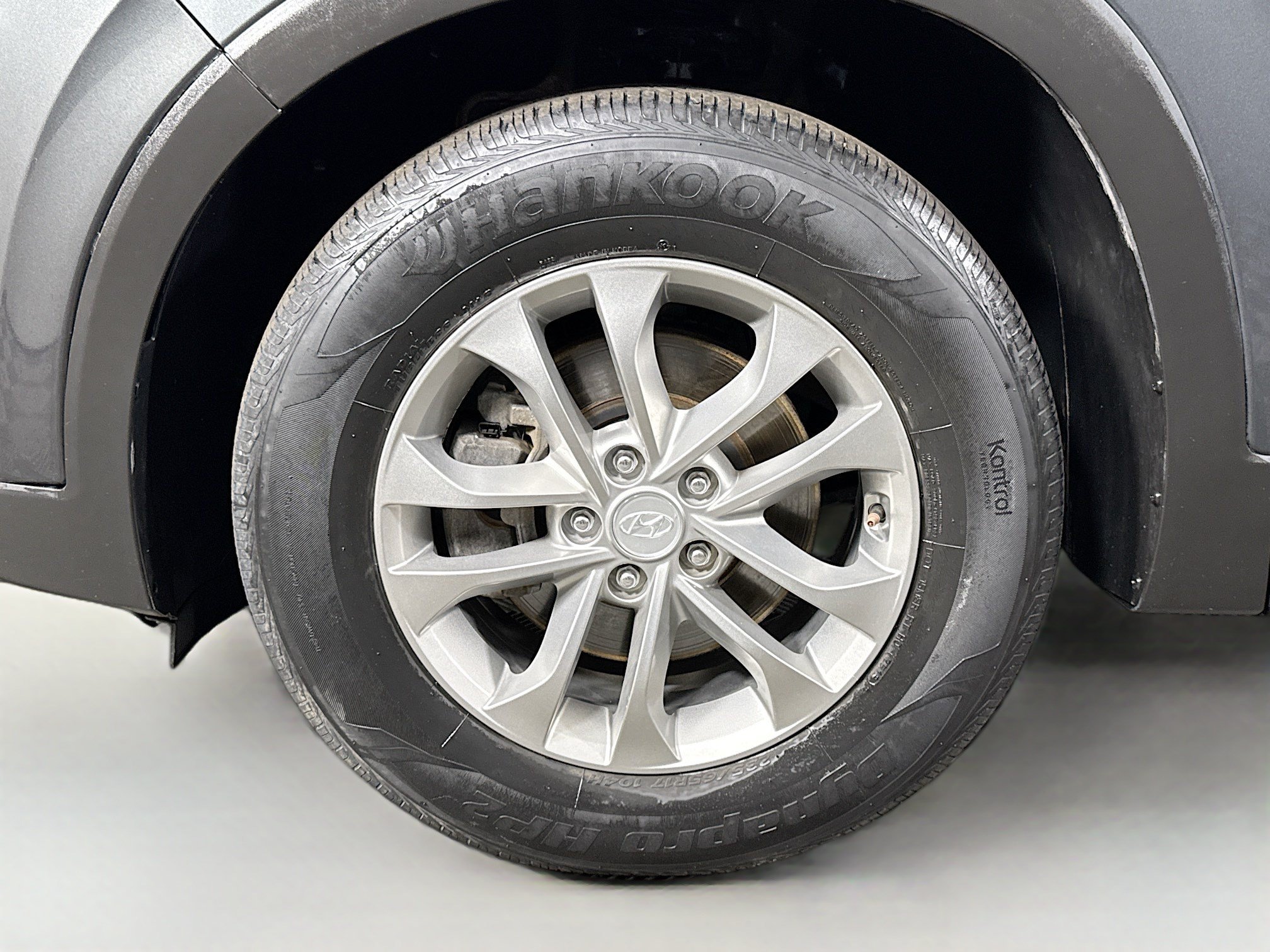 Used 2020 Hyundai Santa Fe SE FWD image 37