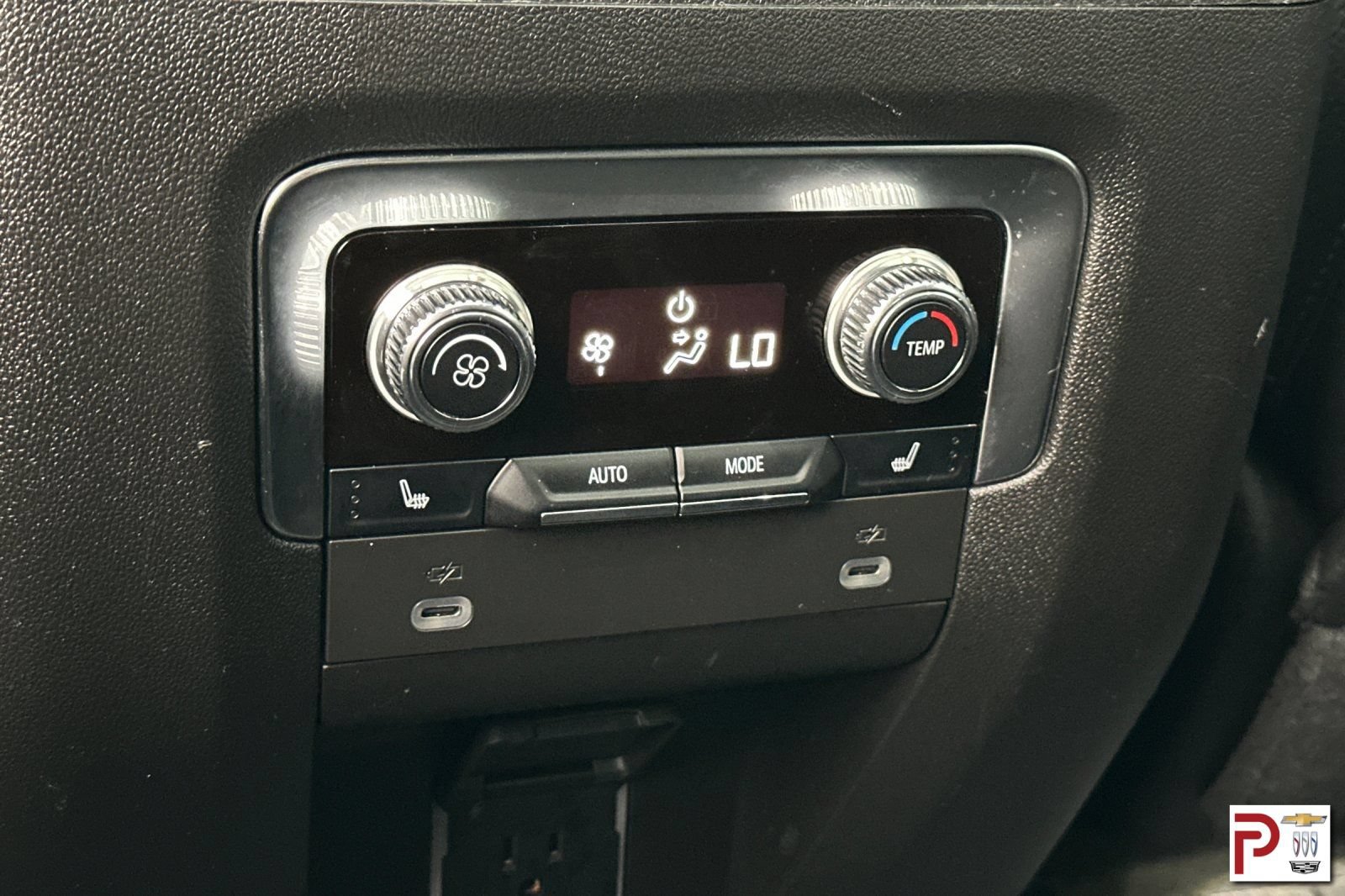 Certified 2024 GMC Yukon Denali w/ Max Trailering Package AWD/4WD image 14