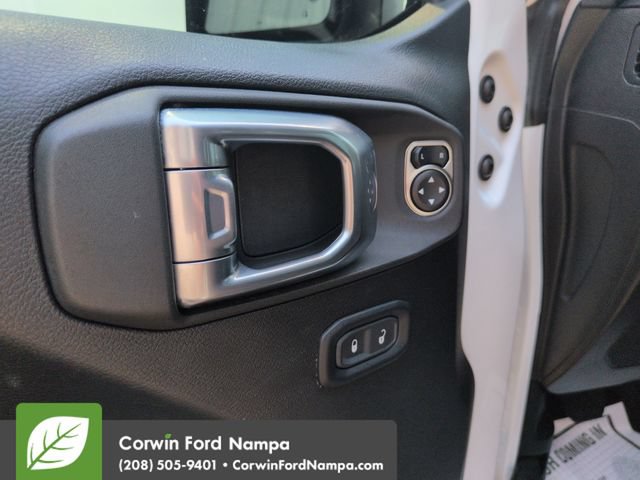 Used 2022 Jeep Gladiator Sport AWD/4WD image 11
