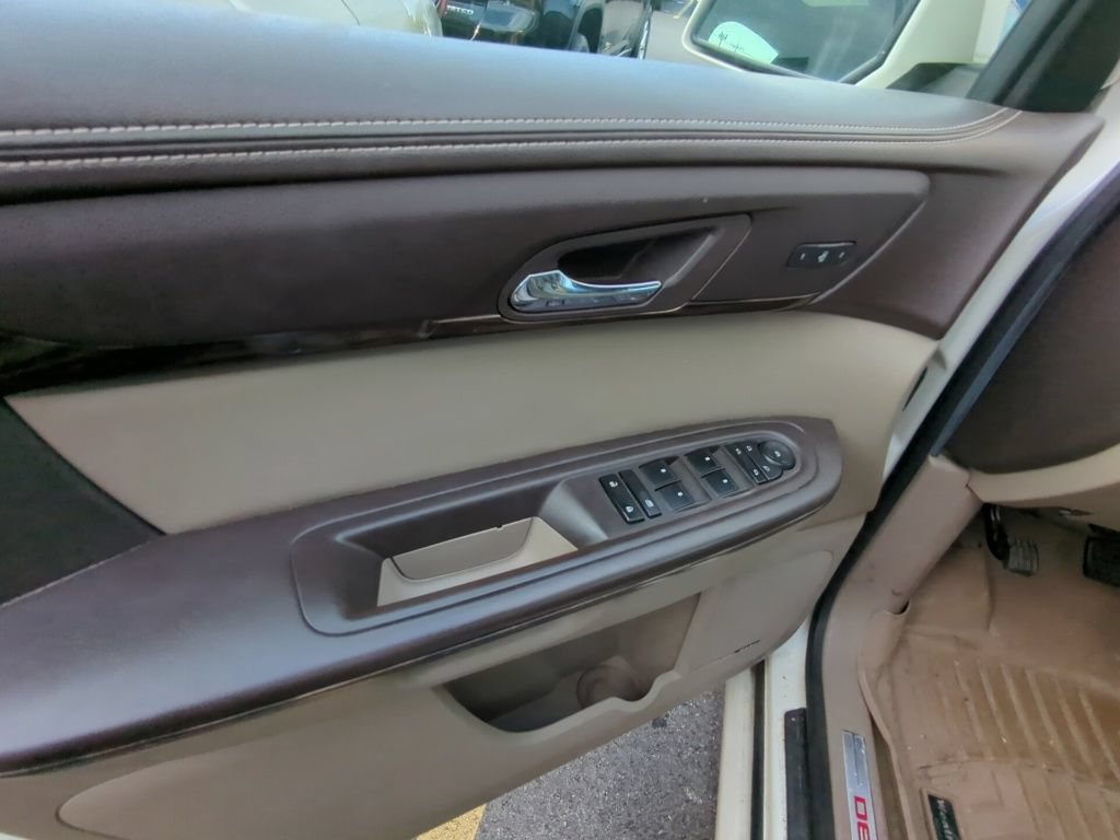 Used 2015 GMC Acadia Denali AWD/4WD image 8