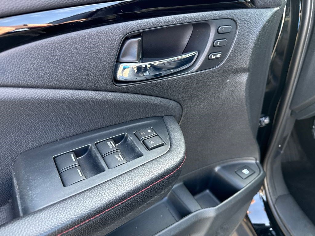 Certified 2023 Honda Ridgeline Black Edition image 19