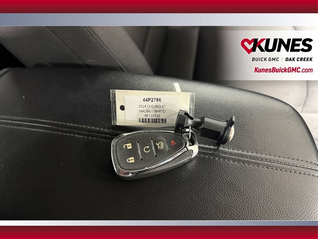 Used 2024 Chevrolet Malibu LT FWD image 37