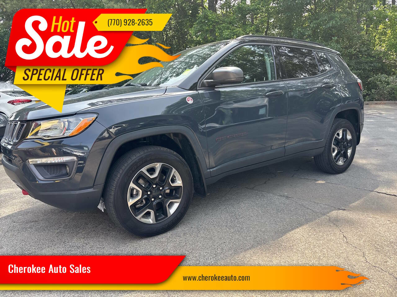 Used 2017 Jeep Compass Trailhawk w/ Leather Interior Group AWD/4WD image 1