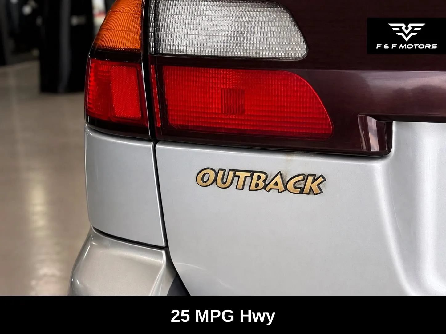 Used 2003 Subaru Outback Wagon AWD/4WD image 5