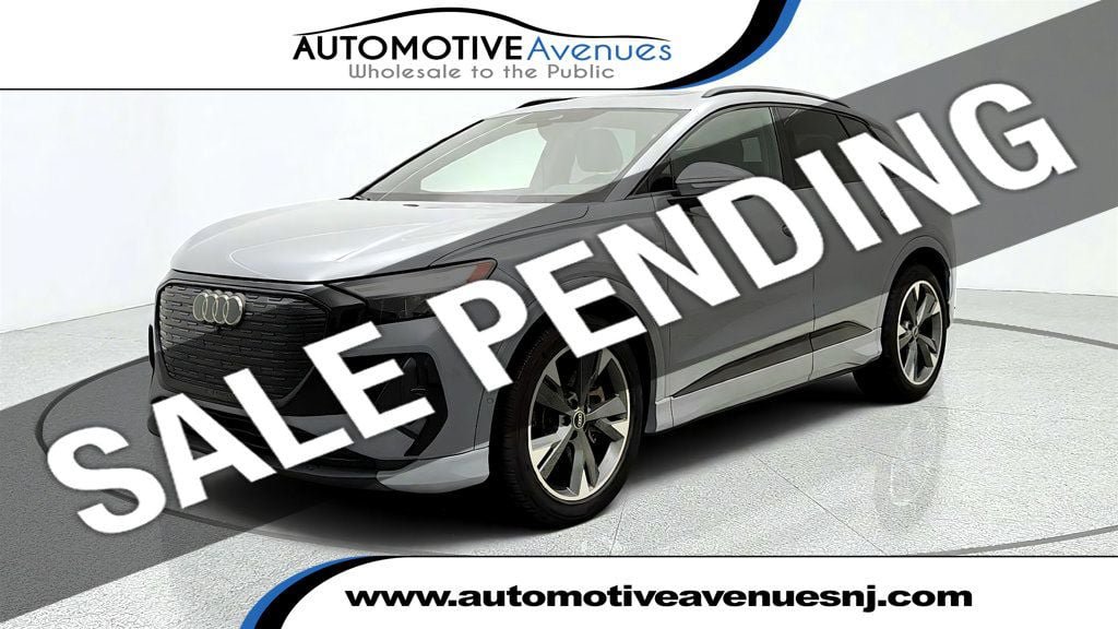 Used 2024 Audi Q4 e-tron Premium Plus w/ Premium Plus
