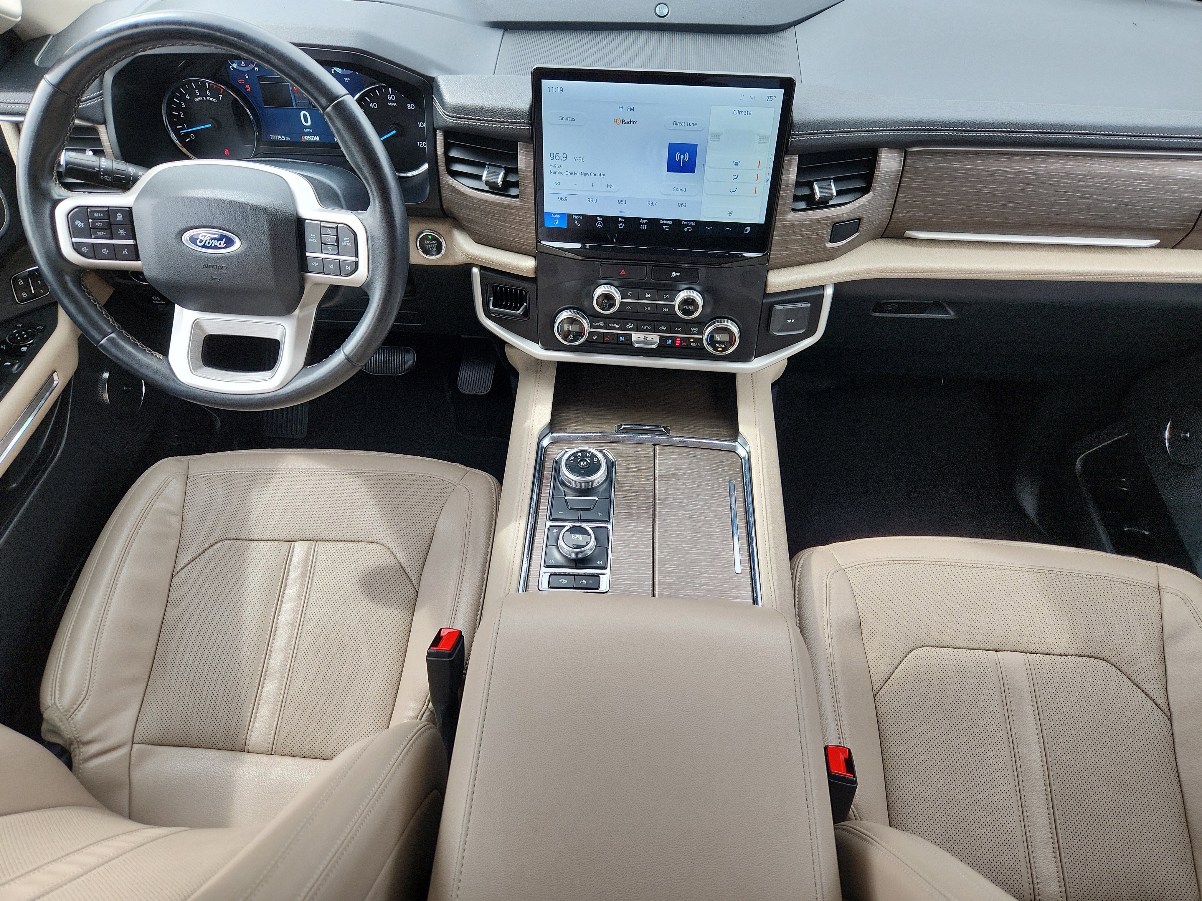 Used 2023 Ford Expedition Limited image 8
