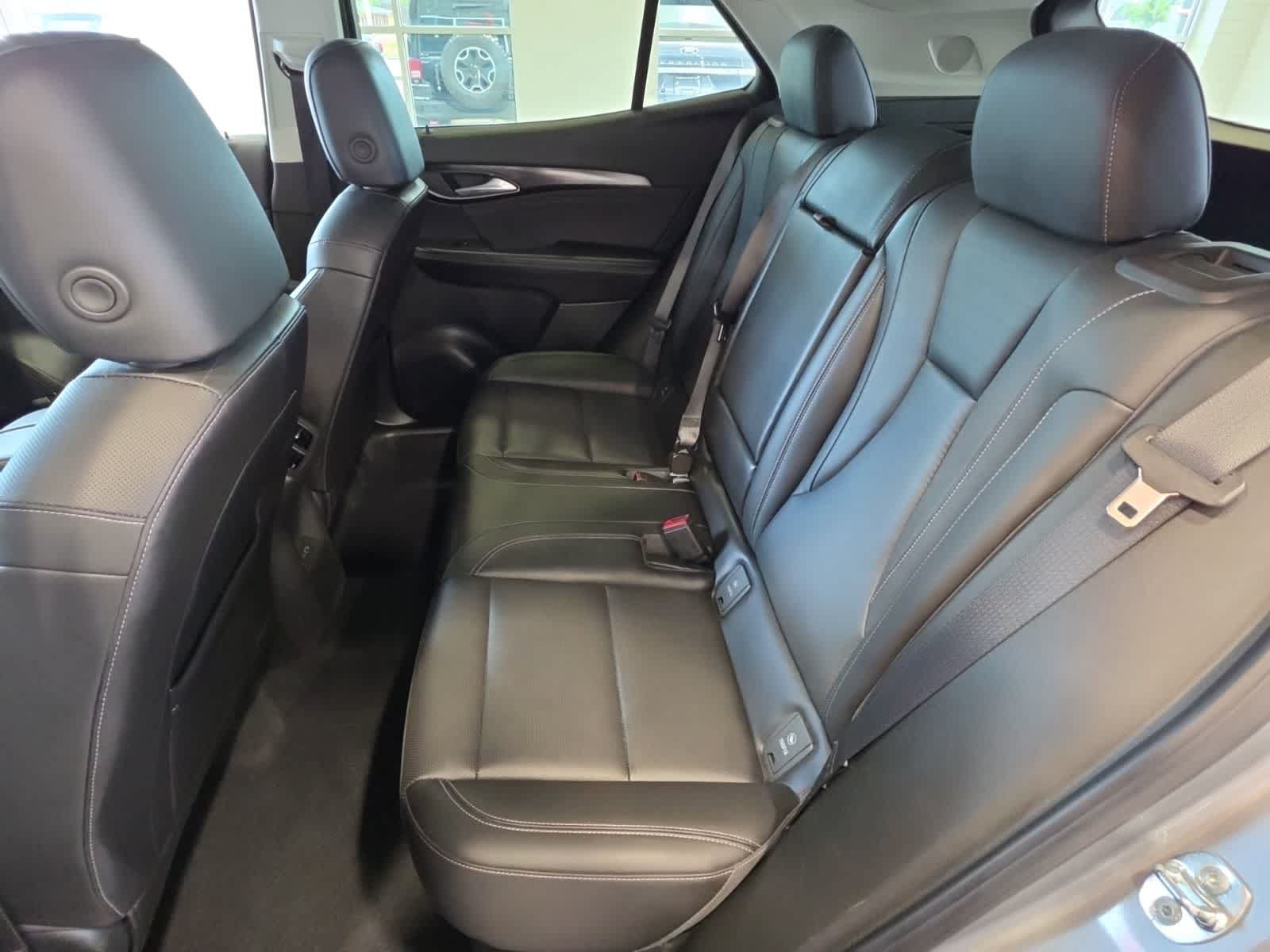 Used 2024 Buick Envision Preferred AWD/4WD image 32