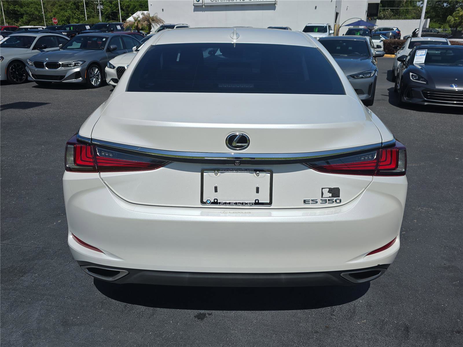 Used 2022 Lexus ES 350 w/ Accessory Package 2 FWD image 3