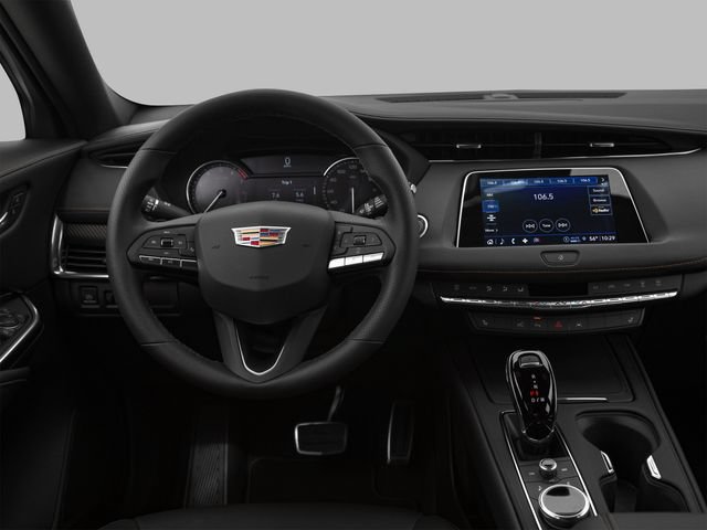 Used 2022 Cadillac XT4 Premium Luxury w/ Technology Package AWD/4WD image 38