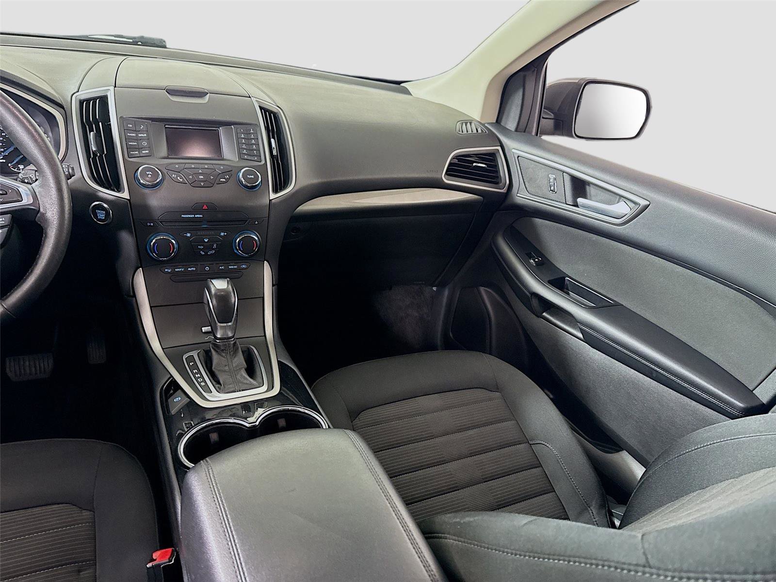 Used 2016 Ford Edge SEL w/ Class II Trailer Tow Package image 14