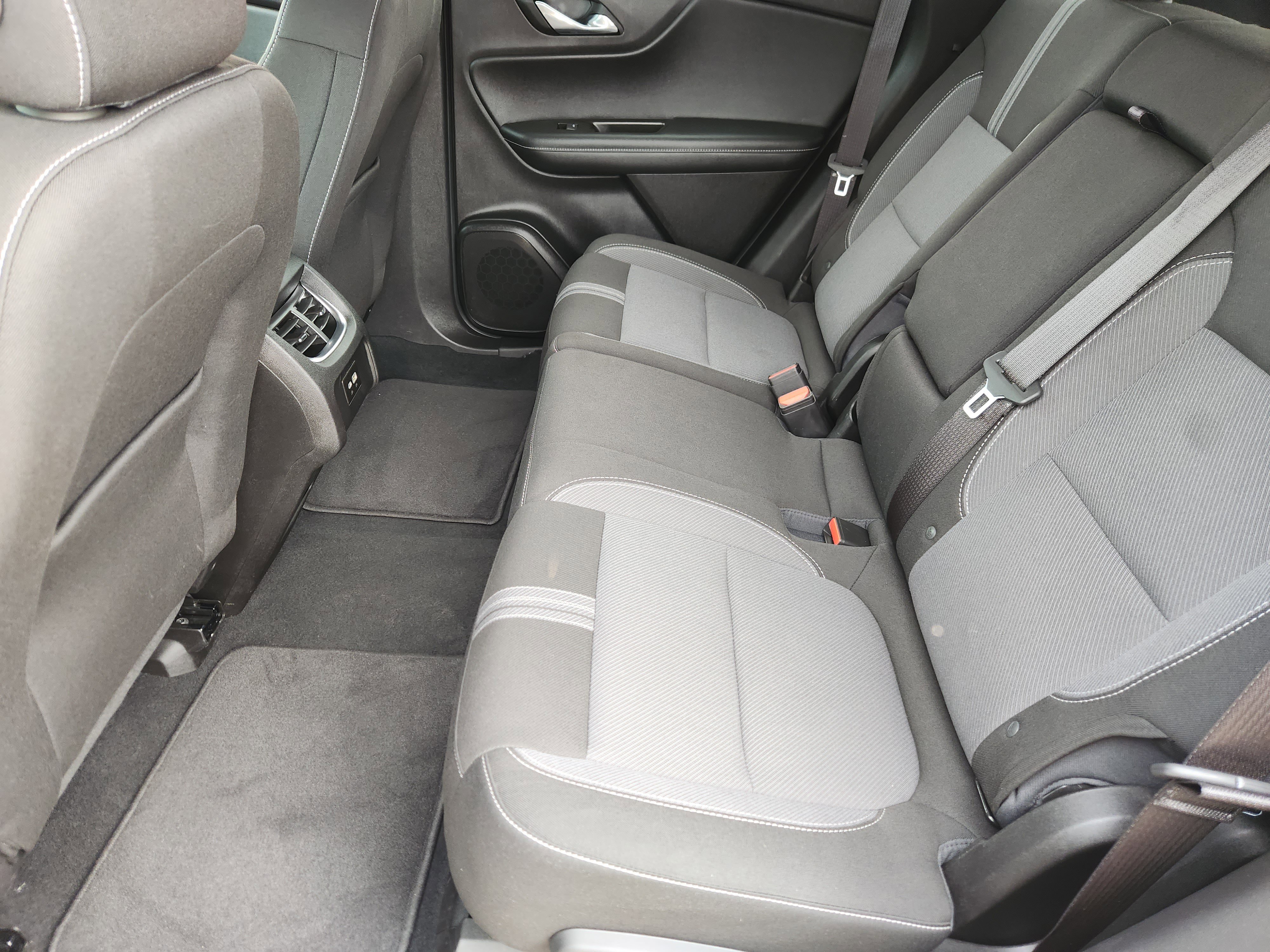 Certified 2025 Chevrolet Blazer LT image 32