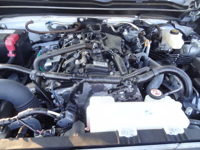 Used 2024 Toyota Tacoma TRD Off-Road AWD/4WD image 39