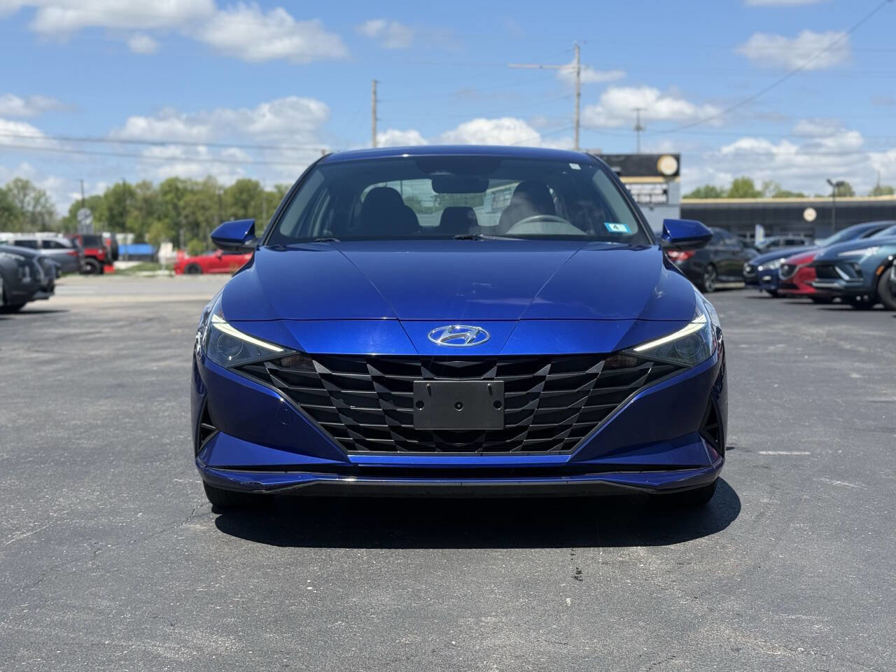 Used 2022 Hyundai Elantra SEL w/ Cargo Package FWD image 8