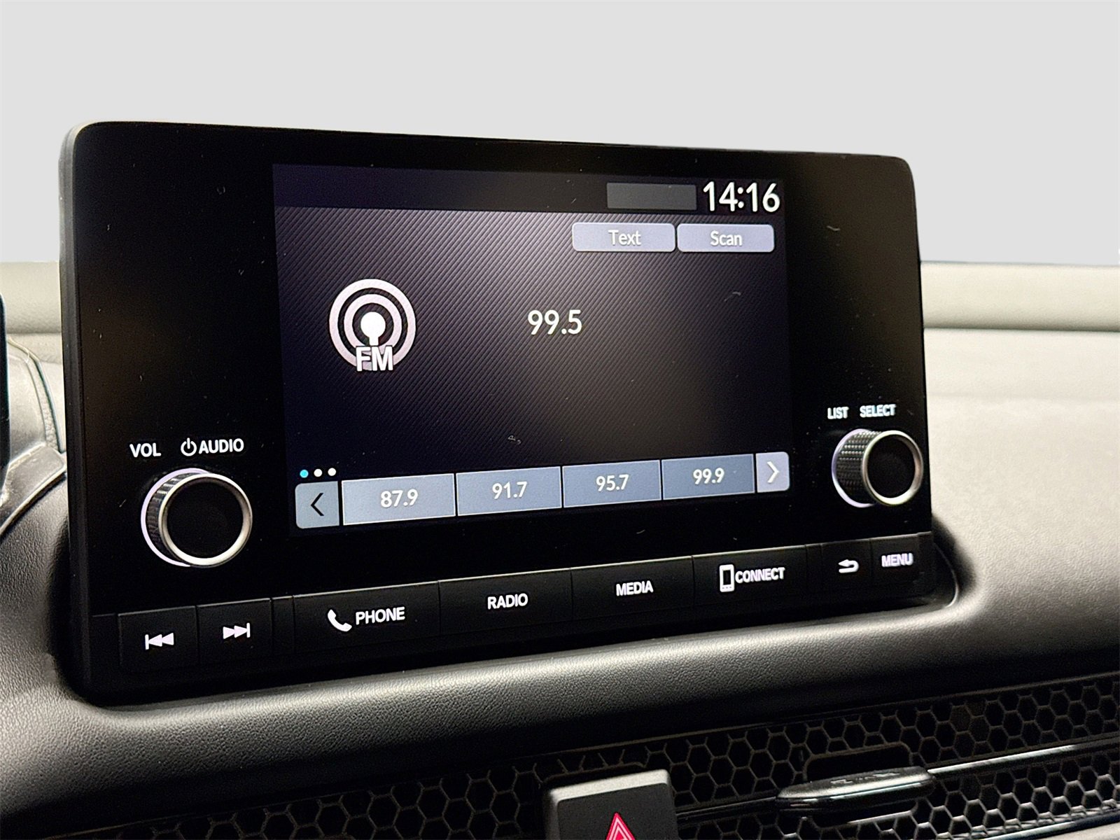 Used 2024 Honda HR-V Sport image 14