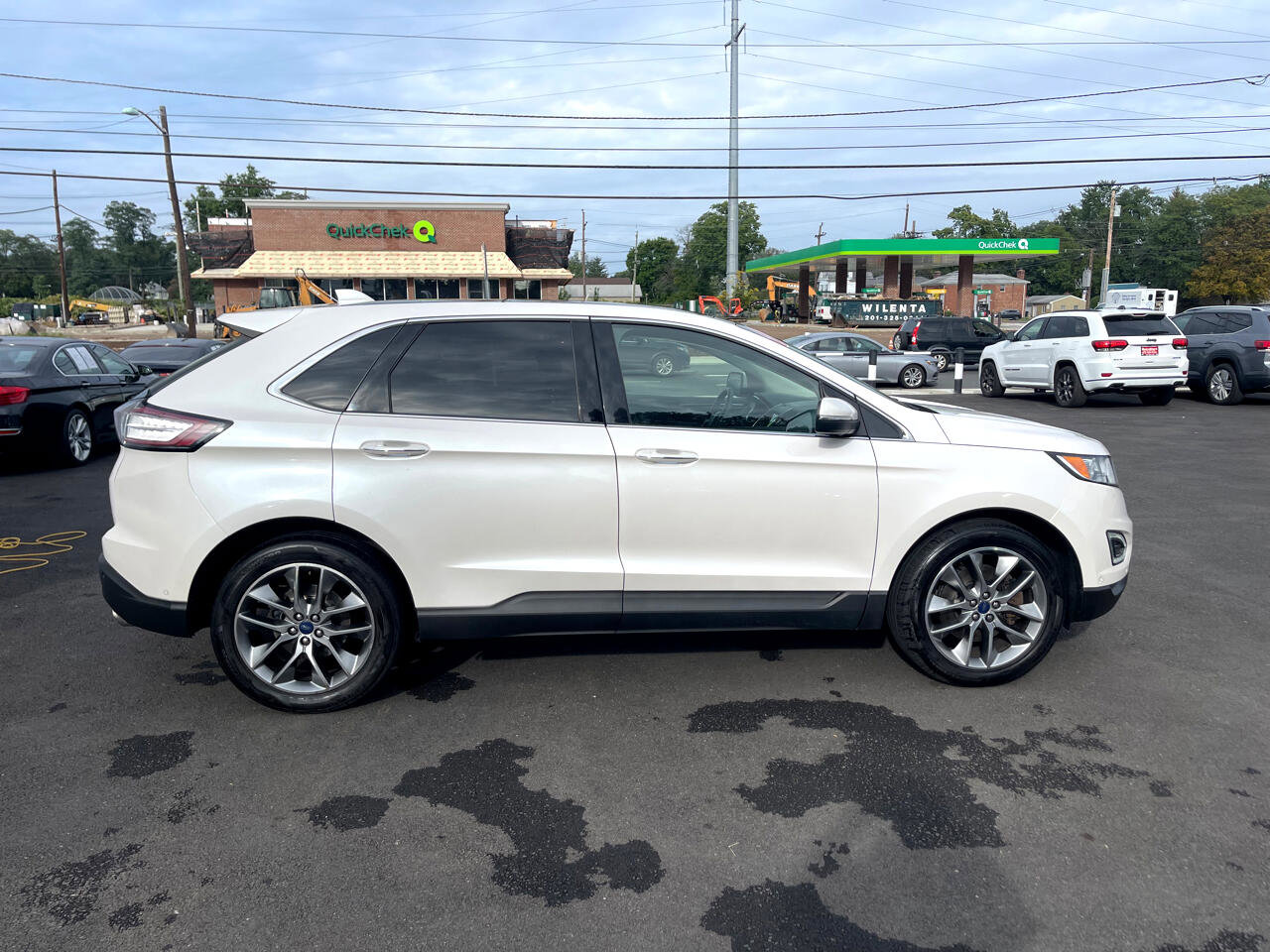 Used 2016 Ford Edge Titanium w/ Equipment Group 302A image 8