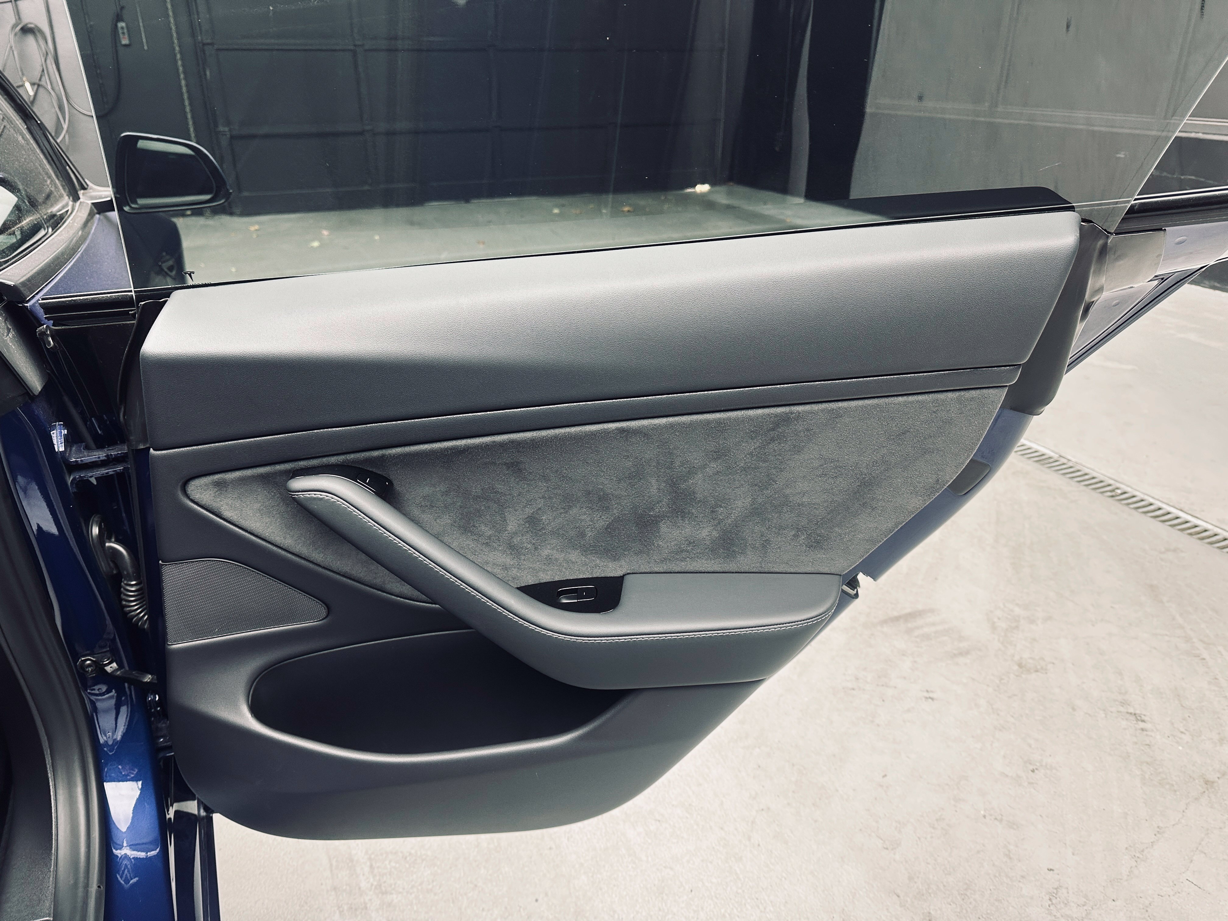 Used 2018 Tesla Model 3 Long Range AWD/4WD image 24