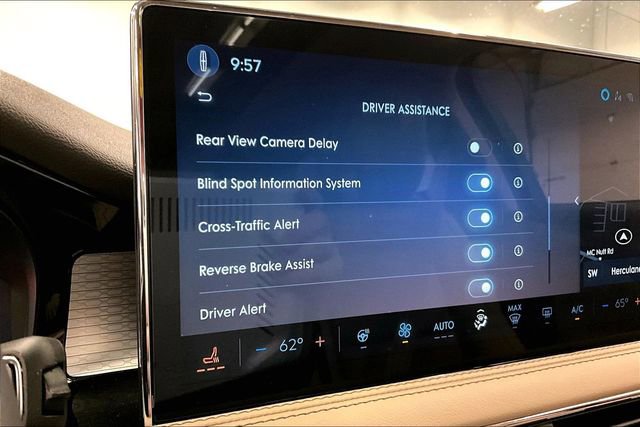 Used 2024 Lincoln Corsair AWD w/ Equipment Group 101A image 39