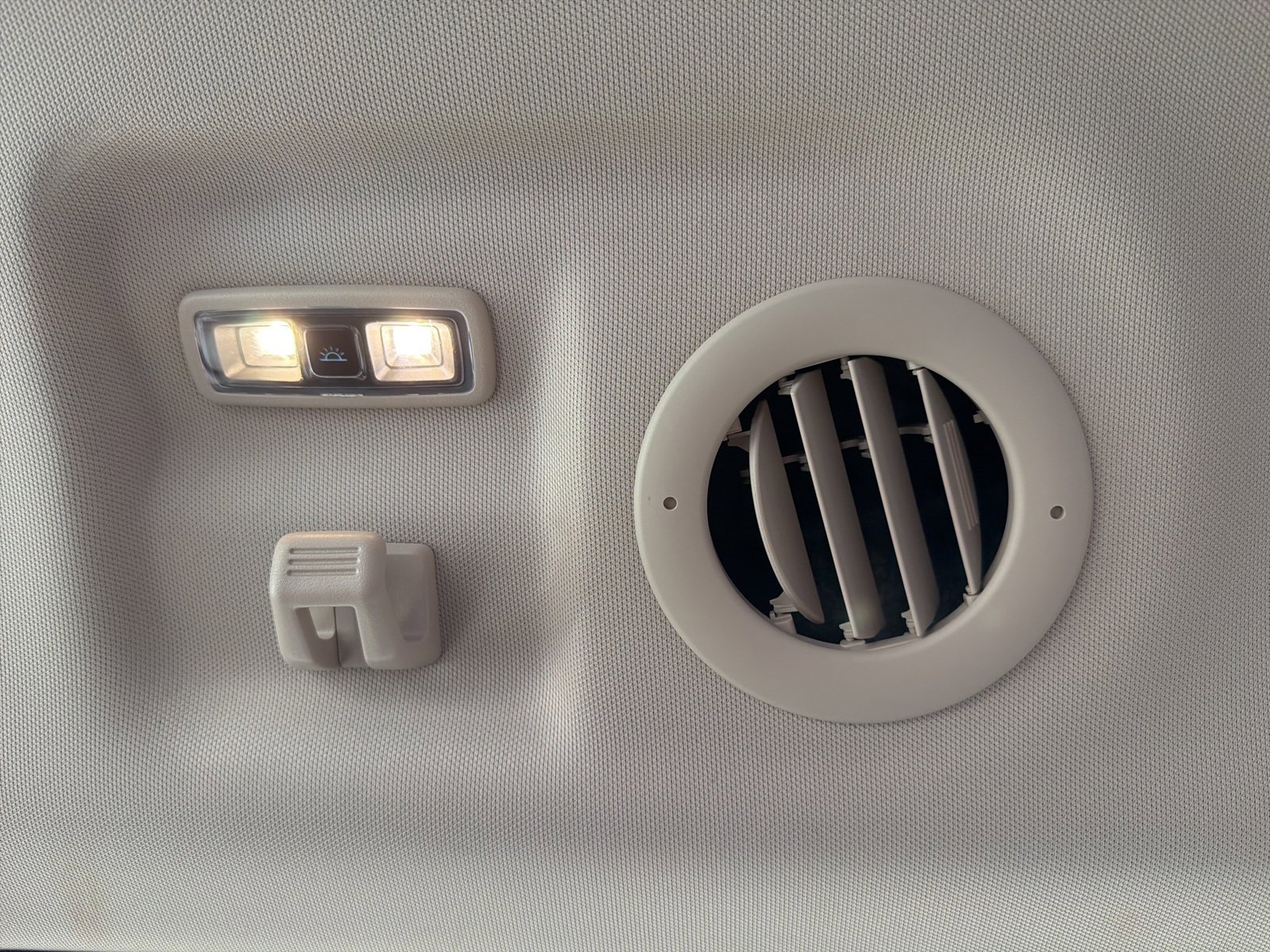 Used 2020 Ford Explorer XLT w/ Equipment Group 202A image 54