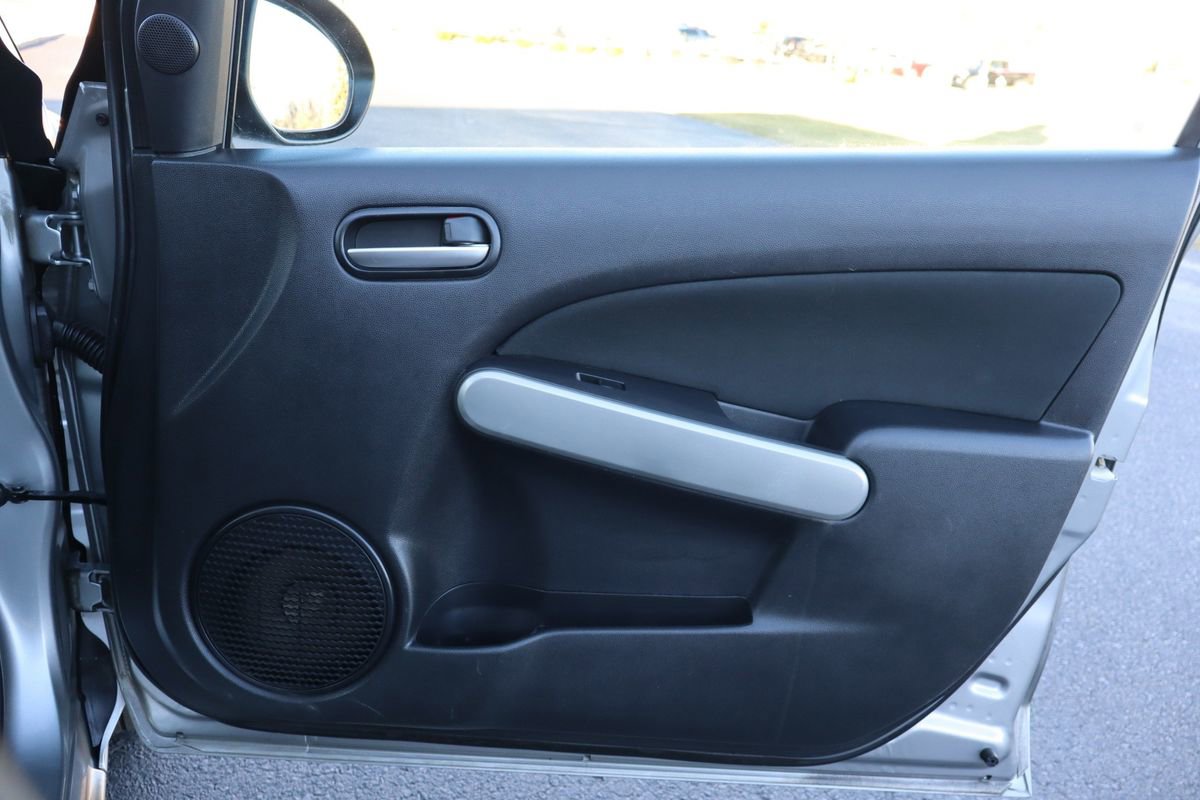 Used 2012 MAZDA MAZDA2 Touring image 18