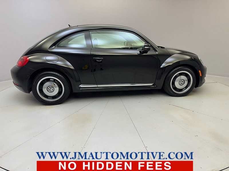 Used 2012 Volkswagen Beetle 2.5 FWD image 6