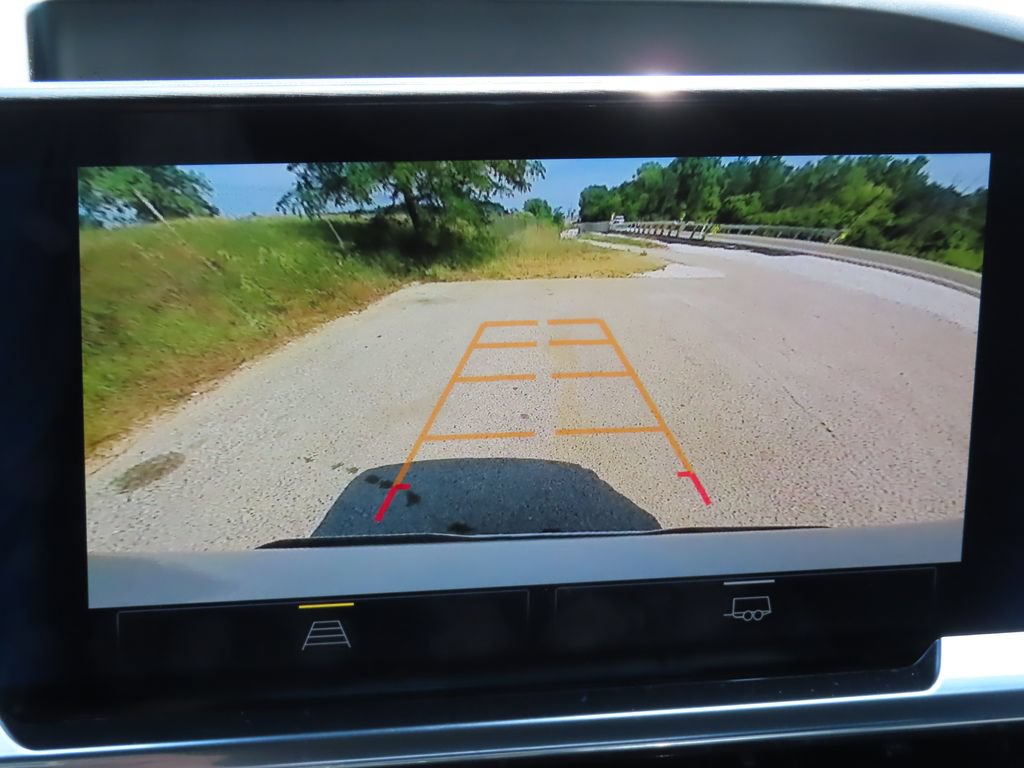 Used 2025 Chevrolet Silverado 1500 RST AWD/4WD image 5
