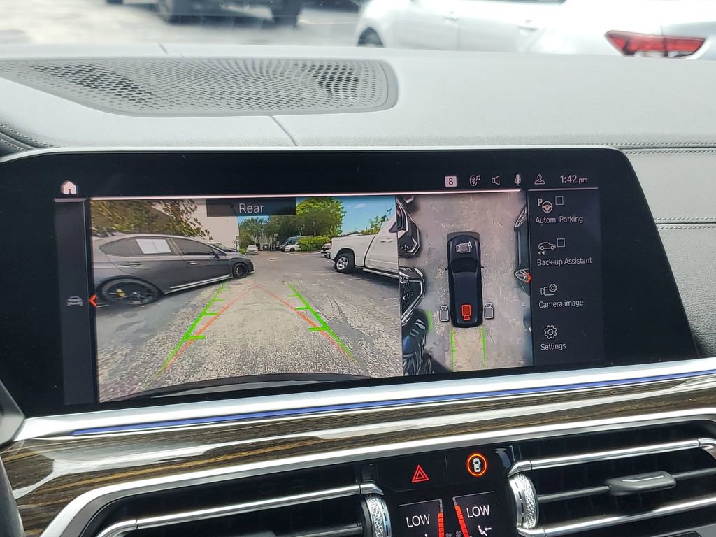 Used 2020 BMW X7 xDrive40i w/ Premium Package AWD/4WD image 29