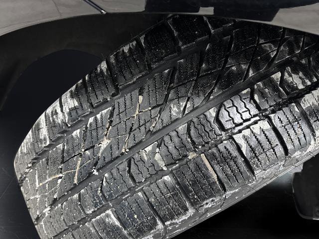 Certified 2025 Chrysler Pacifica Limited image 39