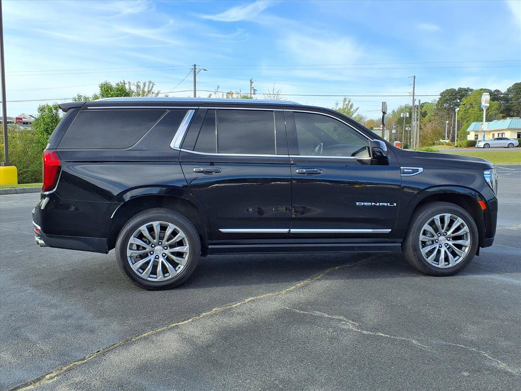 Used 2021 GMC Yukon Denali w/ Denali Premium Package image 21