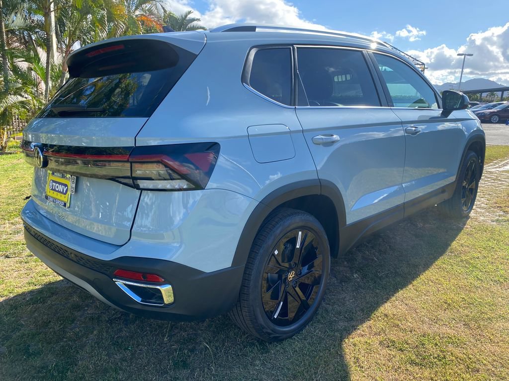 New 2026 Volkswagen Taos SE FWD image 25