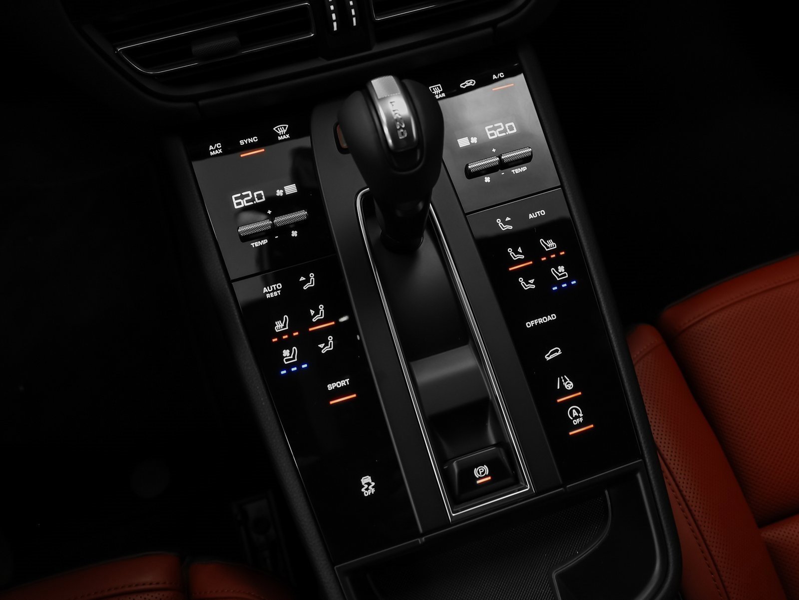 Used 2025 Porsche Macan image 34