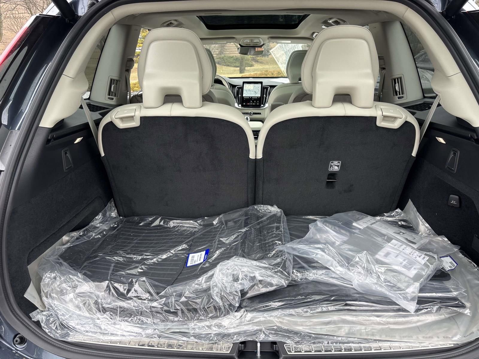 New 2026 Volvo XC90 B6 Ultra w/ Protection Package Premier AWD/4WD image 9