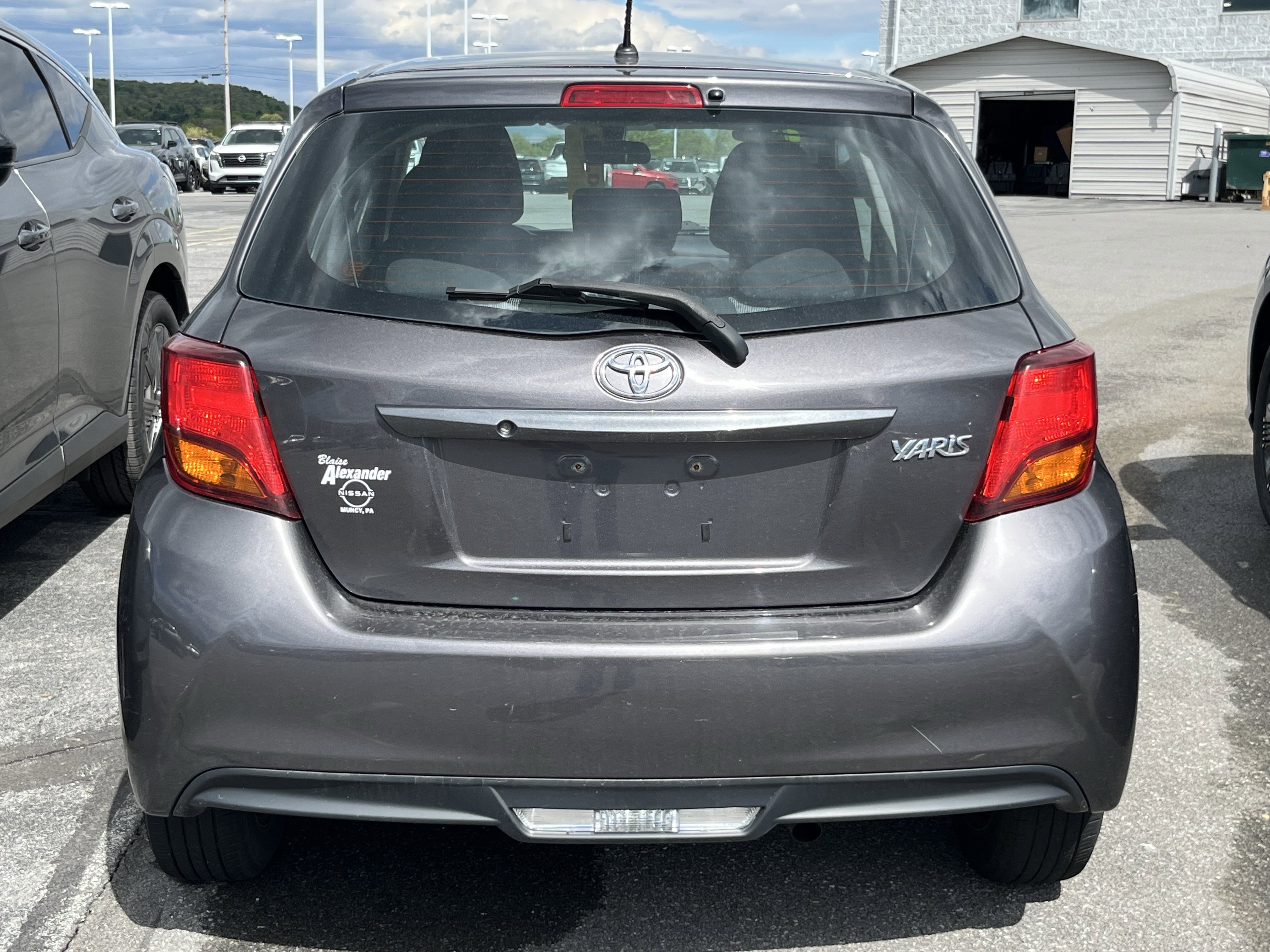 Used 2017 Toyota Yaris L w/ Carpet Mat Package FWD video 2