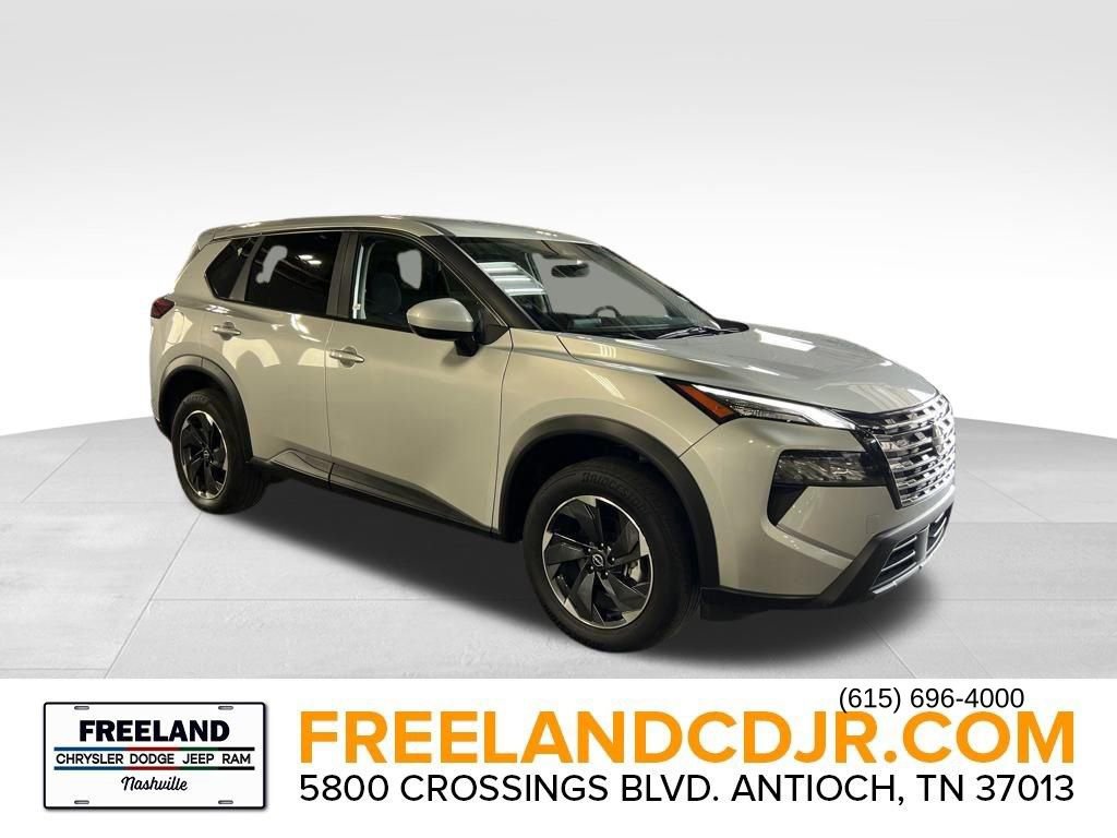 Used 2024 Nissan Rogue SV