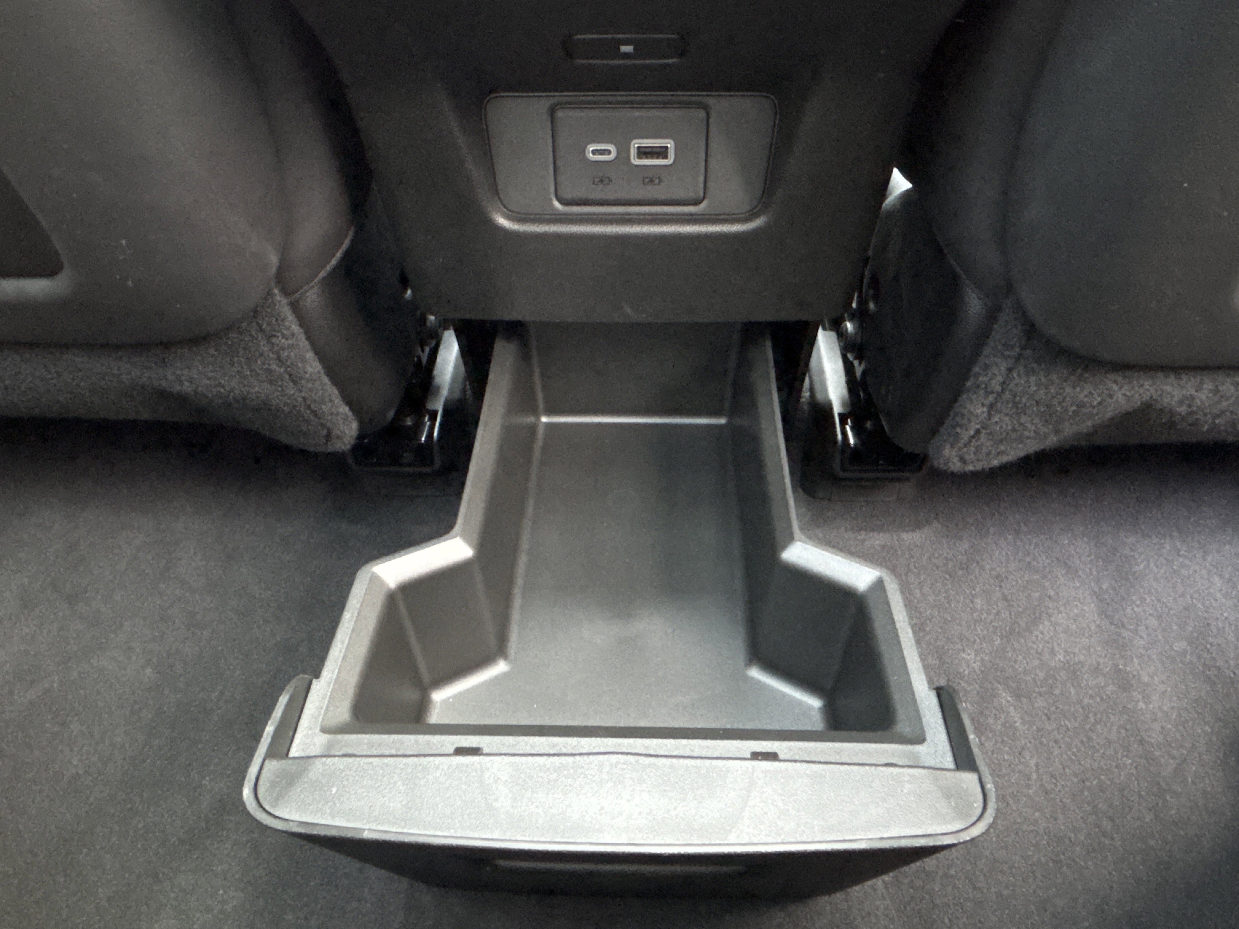 Used 2024 Cadillac XT6 Premium Luxury w/ Platinum Package image 34