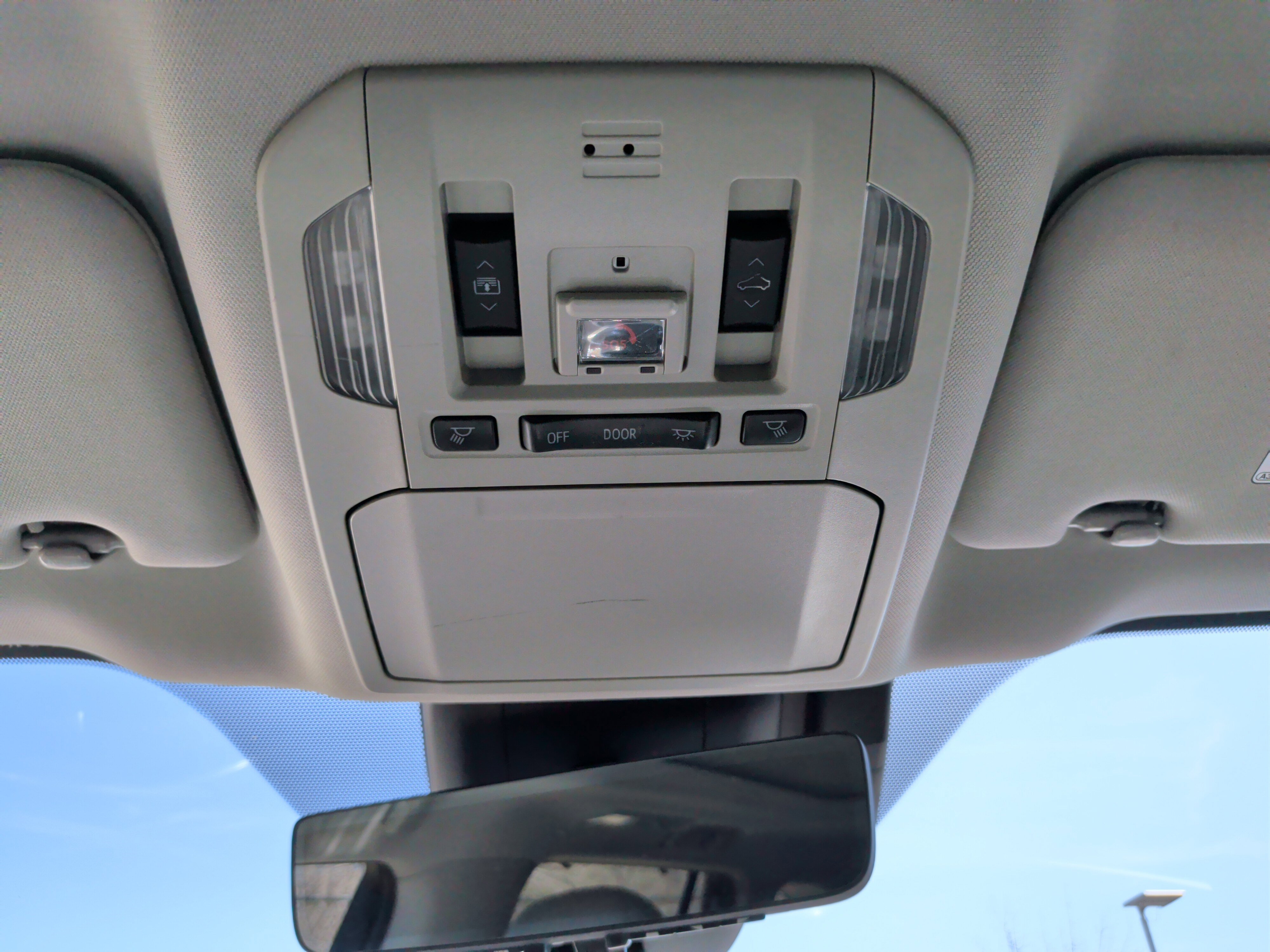 Used 2021 Toyota Highlander Platinum image 30