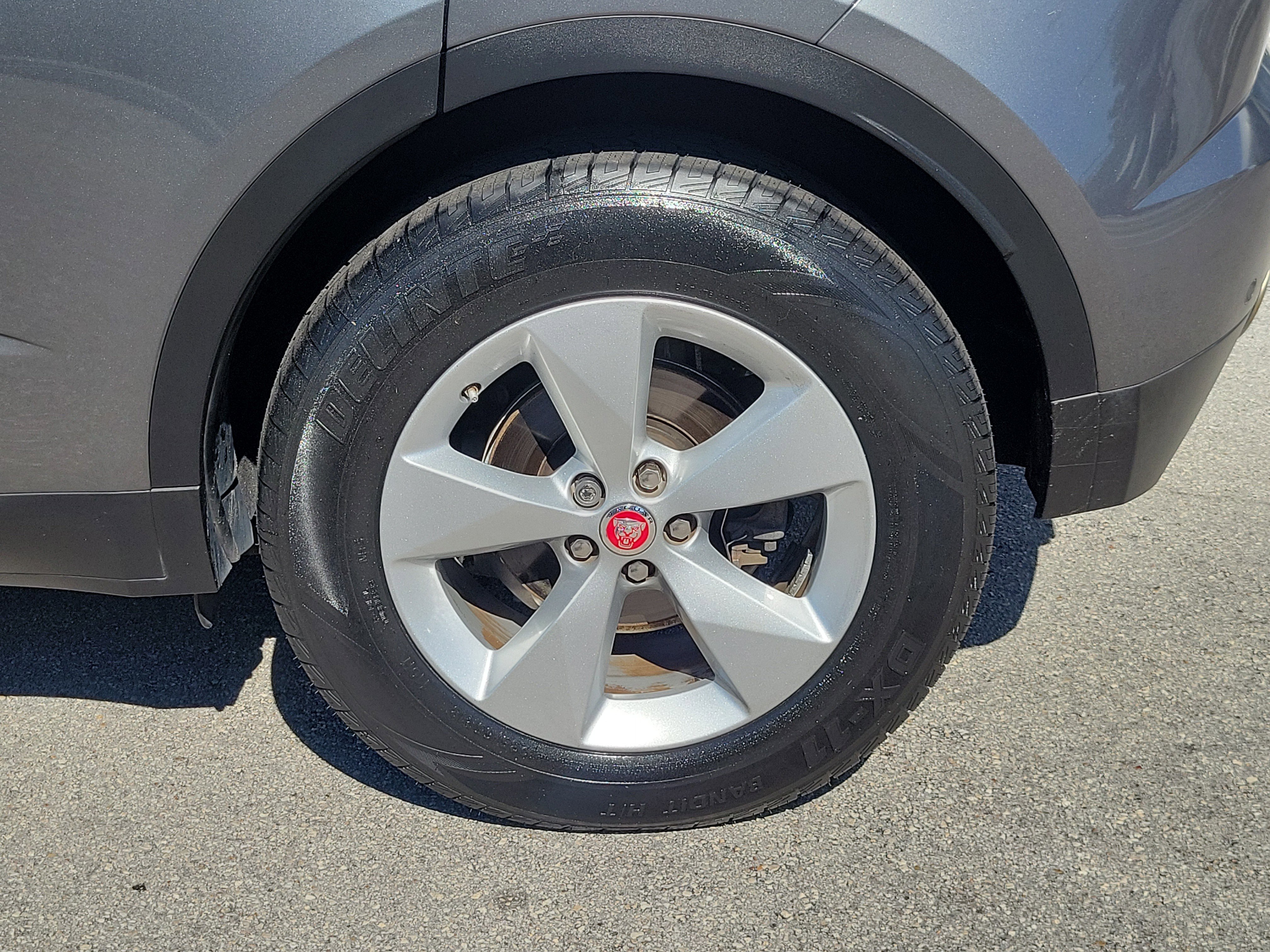 Used 2020 Jaguar E-PACE image 21