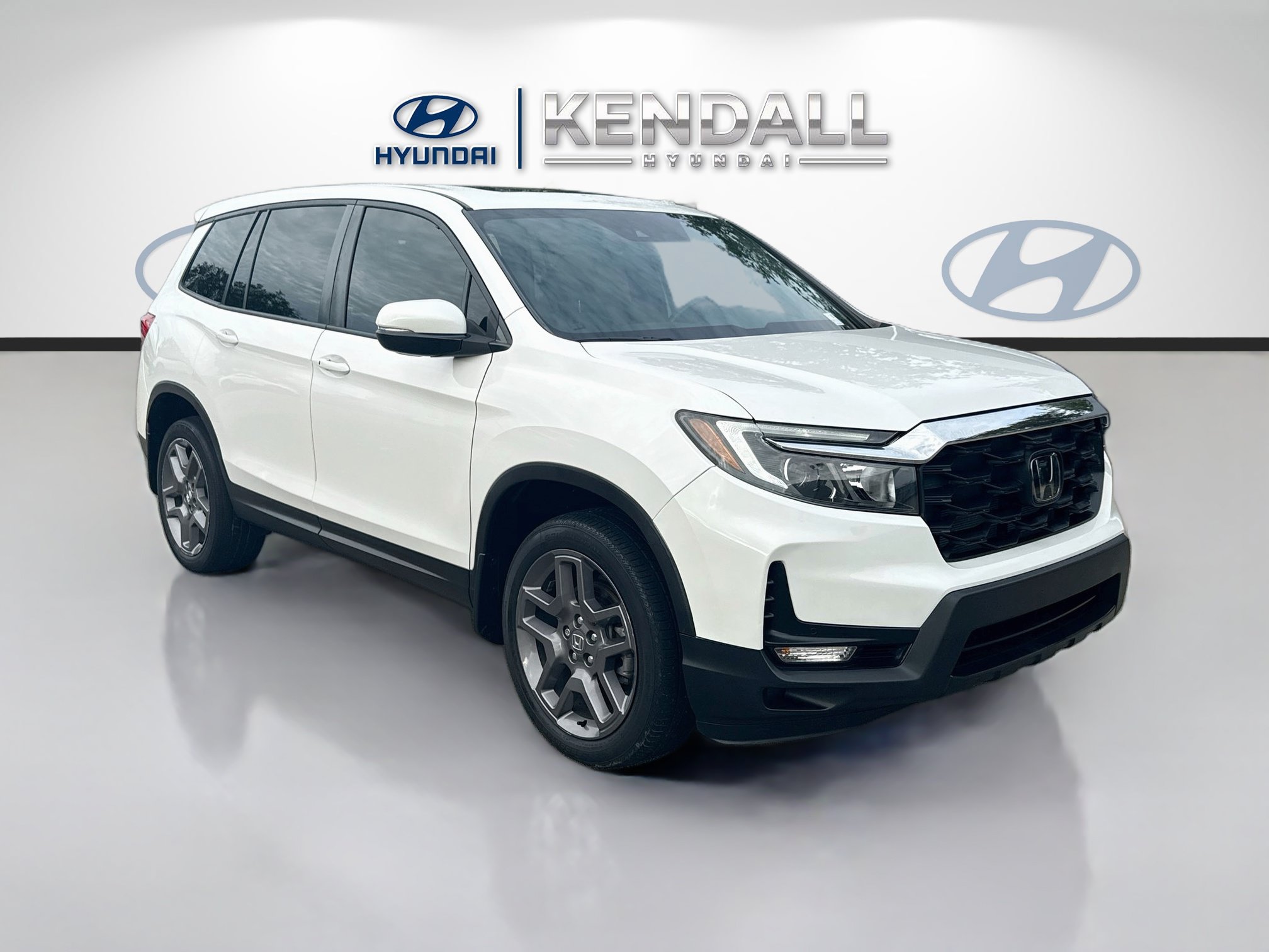 Used 2023 Honda Passport EX-L image 1