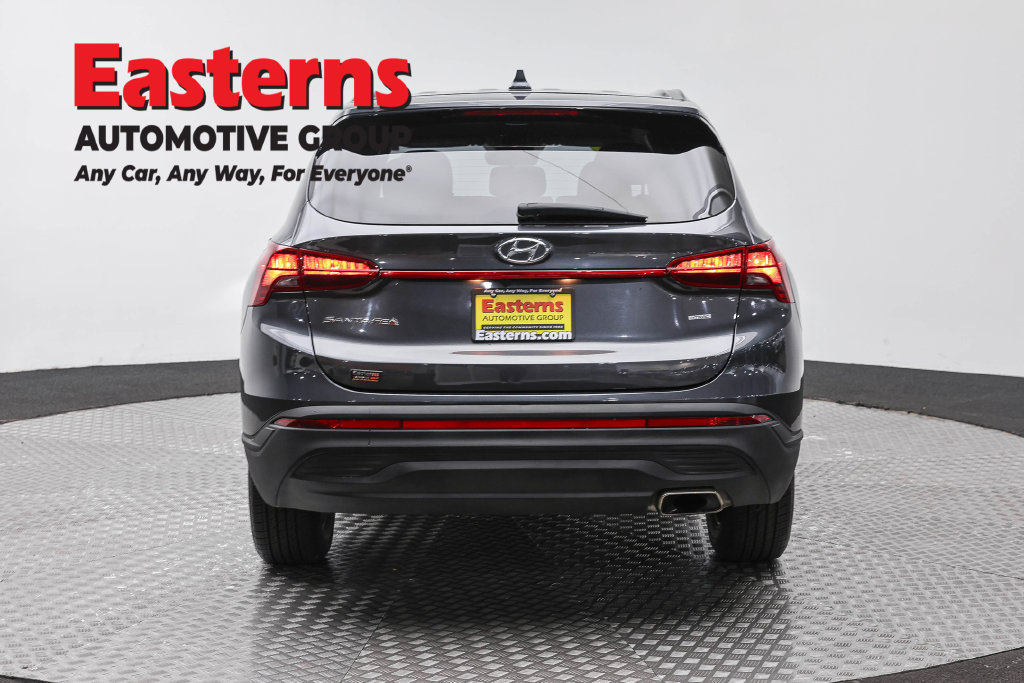 Used 2023 Hyundai Santa Fe SE AWD/4WD image 7