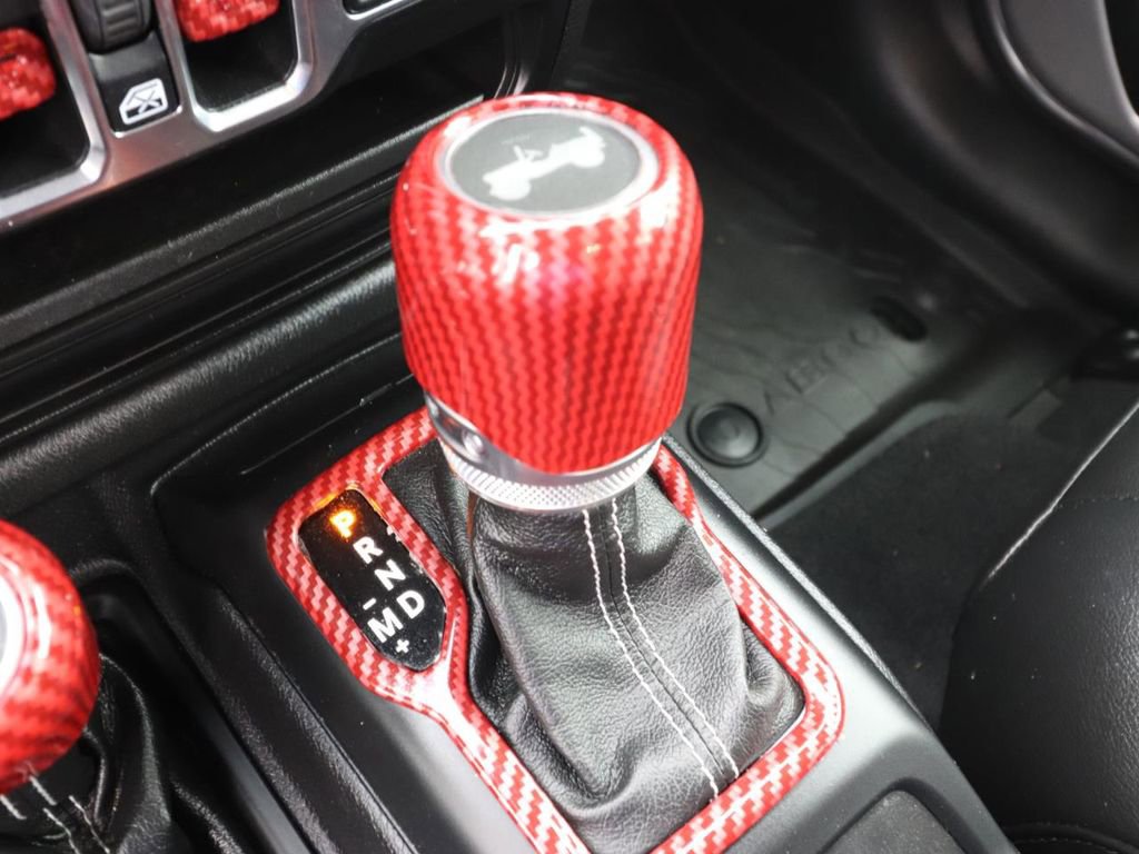 Used 2021 Jeep Wrangler Unlimited Sahara AWD/4WD image 24